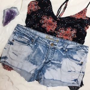 Buckle Jean Shorts